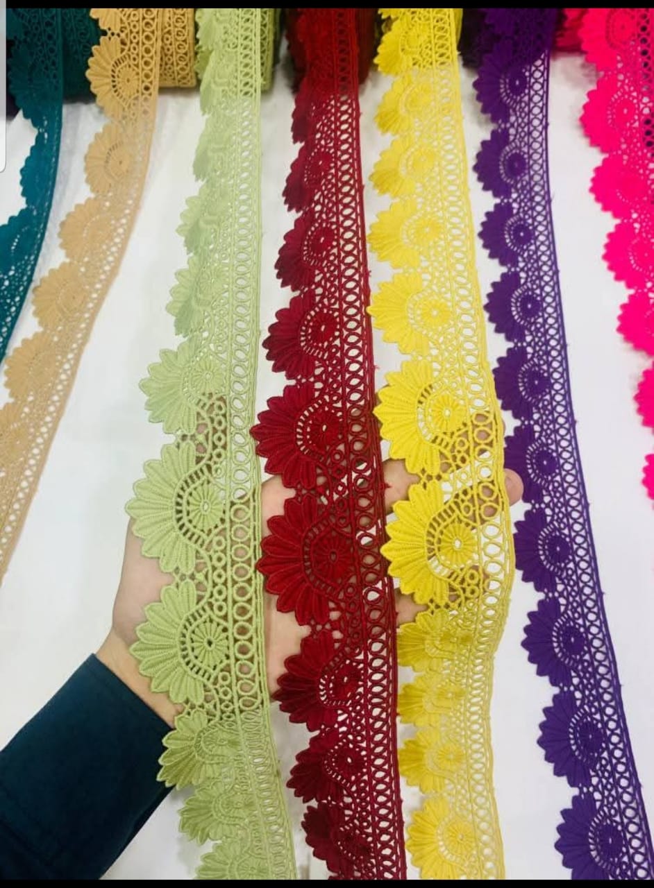 milky lace medium