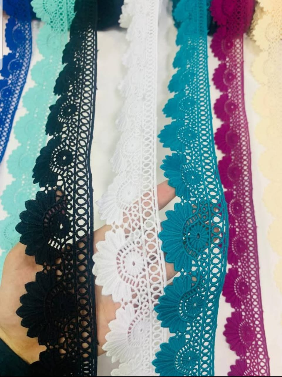 milky lace medium